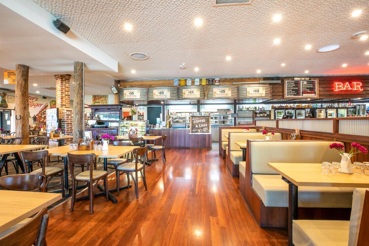 Nightcap At Wanneroo Tavern Luaran gambar