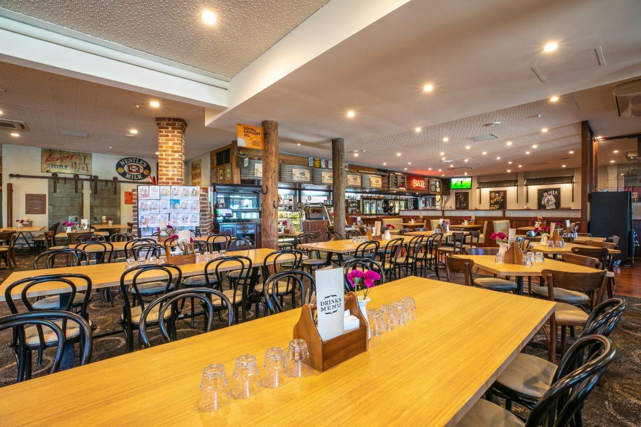Nightcap At Wanneroo Tavern Luaran gambar
